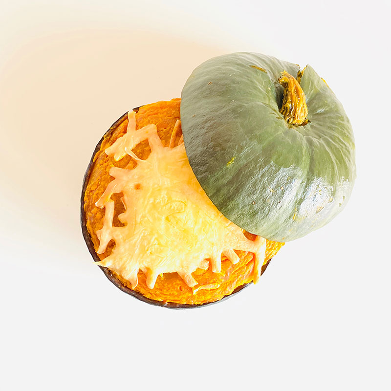 丸ごと南瓜のveganグラタン