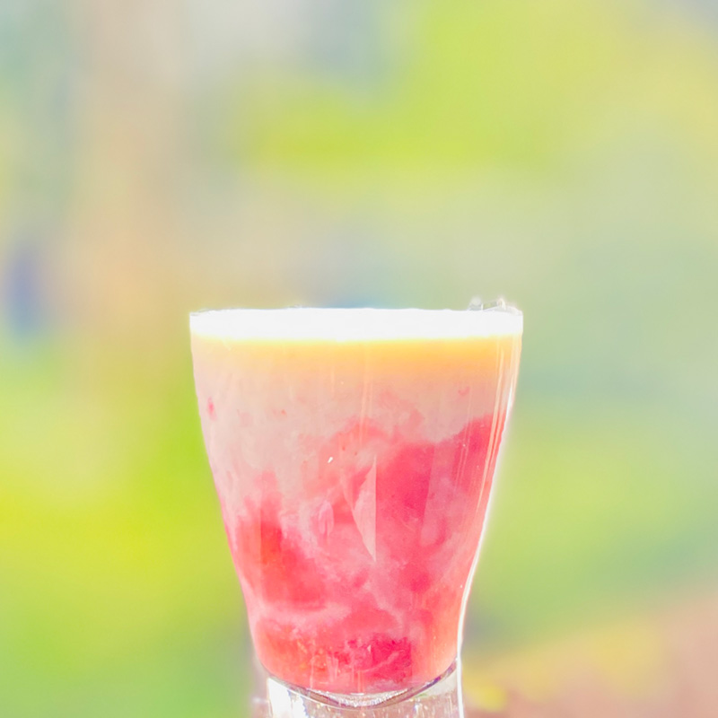 甘酒苺ラテ
